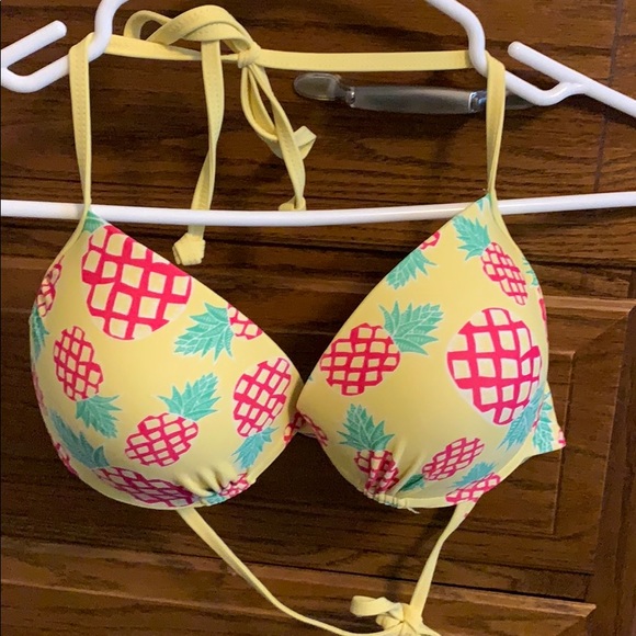 Bathing suit top - Picture 1 of 3